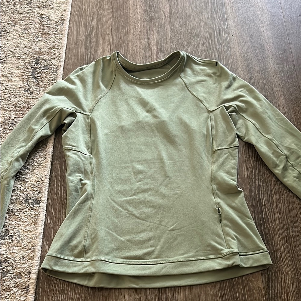 Green Lululemon Top